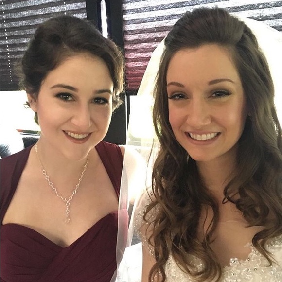 Meet your Posher, Shelley - Picture 3 of 5